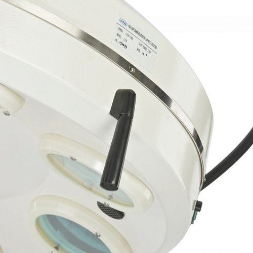 Армед L739 - хирургический потолочный светильник