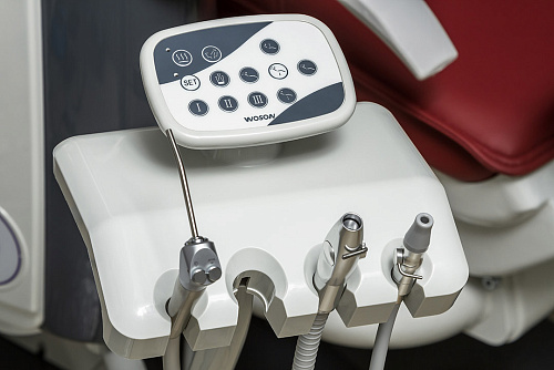 Woson WOD730 – стоматологическая установка с верхней подачей инструментов